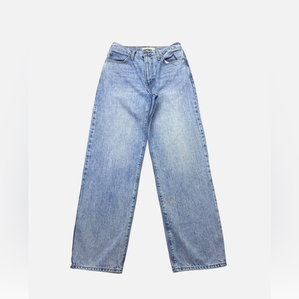 Levis 94 Baggy Women's Jeans Size 26 Light Wash Denim High Rise Relaxed Fit - Picture 2 of 7